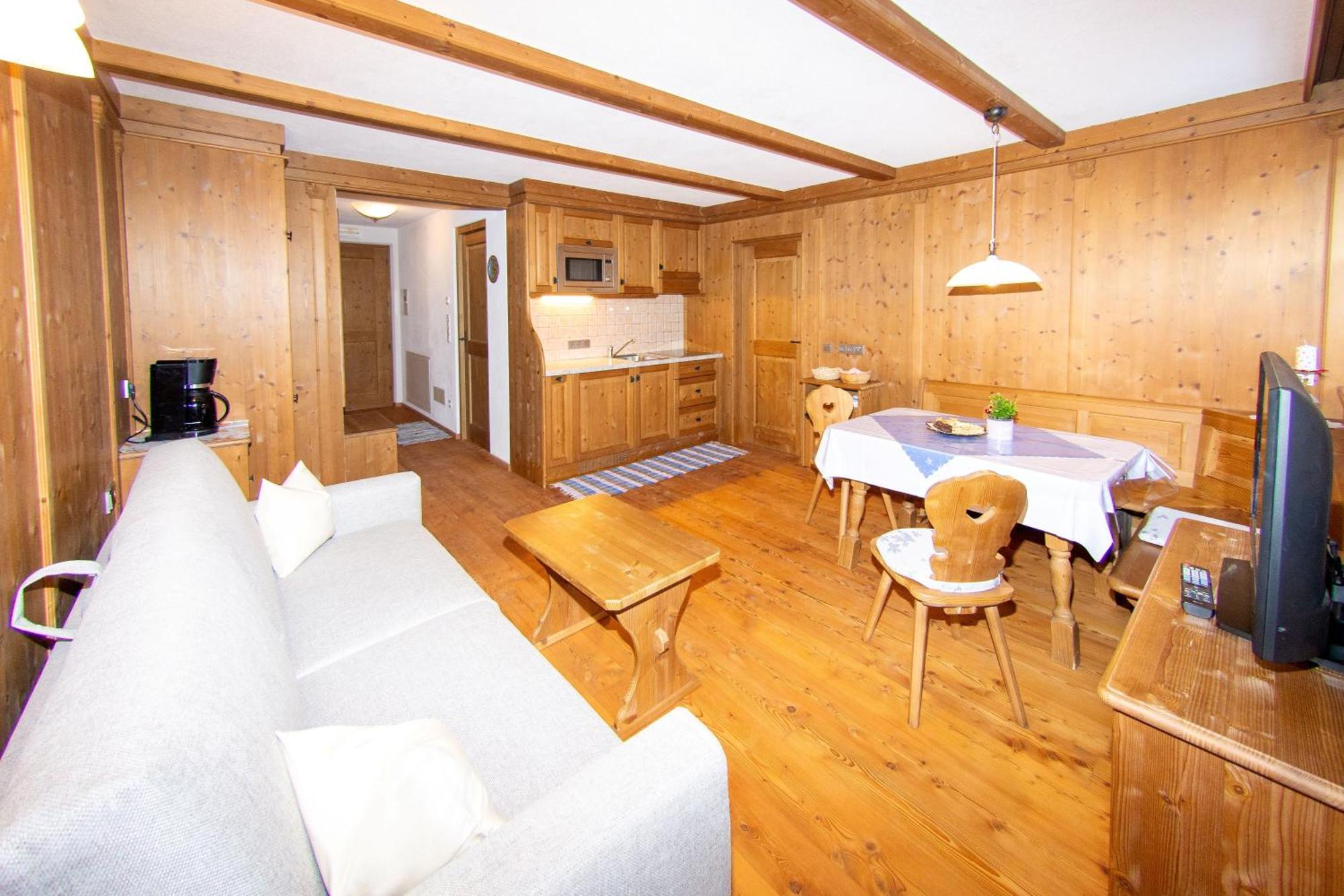 Ansitz Steiner Apartment Dobbiaco Luaran gambar