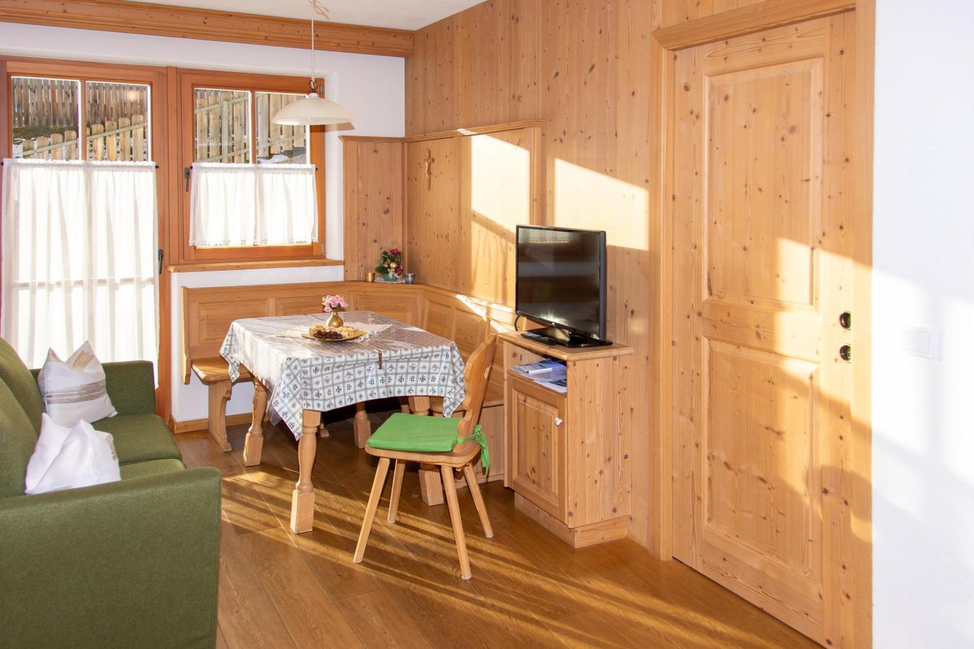 Ansitz Steiner Apartment Dobbiaco Luaran gambar